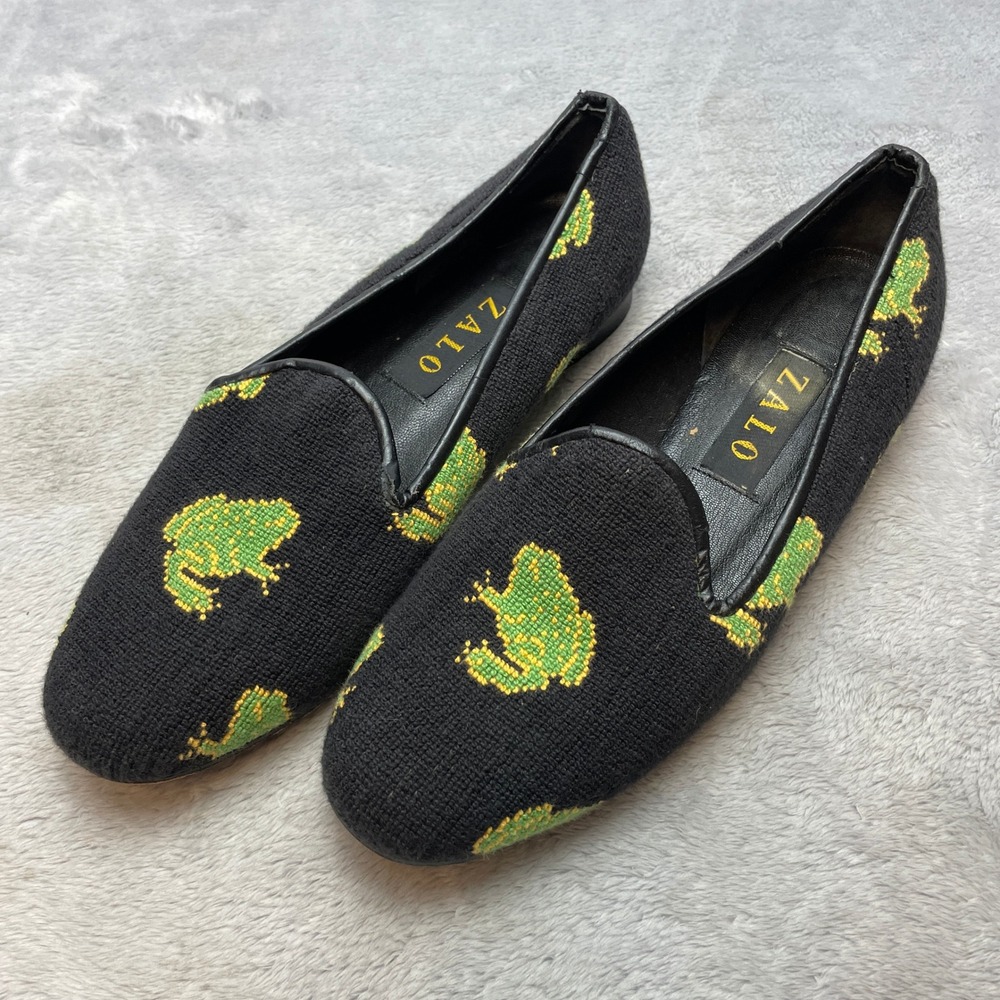 Vintage Zalo Womens Frog Needlepoint Loafers Size 8.5M Black Embroidered Spain - Picture 1 of 9